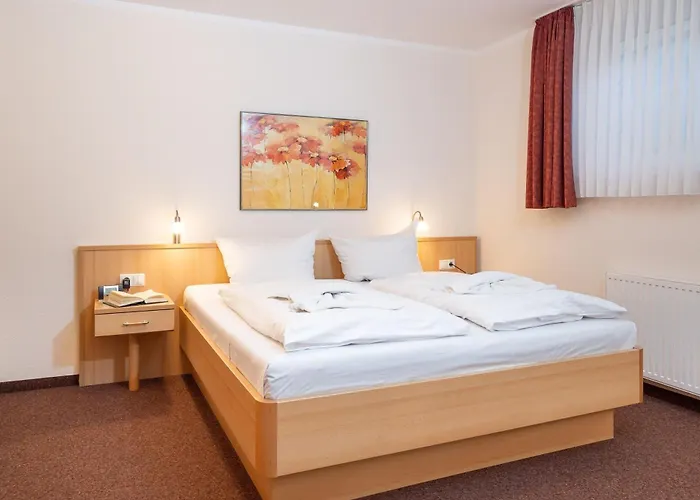 Margaretha, App 13 *